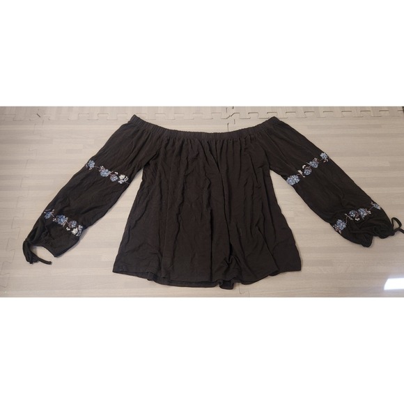 American Eagle Outfitters Tops - American Eagle Embroidered Off The Shoulder Top Black Floral Long Sleeve Large